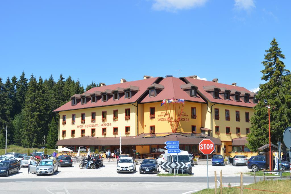 Hotel Vezzena Malga Postesina Exterior foto